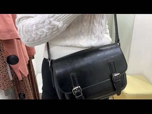 ❤️ Masturbasi umum tina jalang ngora FeralBerry sareng dildo di kamar pas ❤️❌ Poro kualitas dina pornosu.mrvideospornogratis.ru ☑